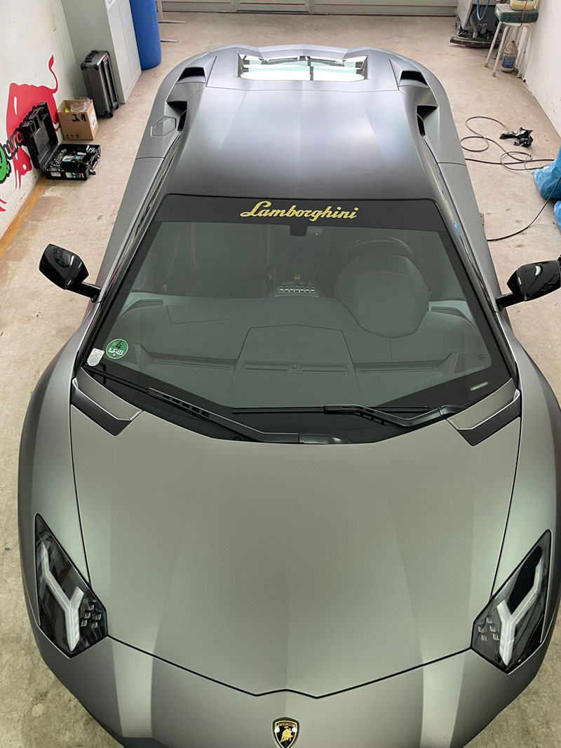 Folierung Lamborghini von Chameleon Wrapping Company Salzburg